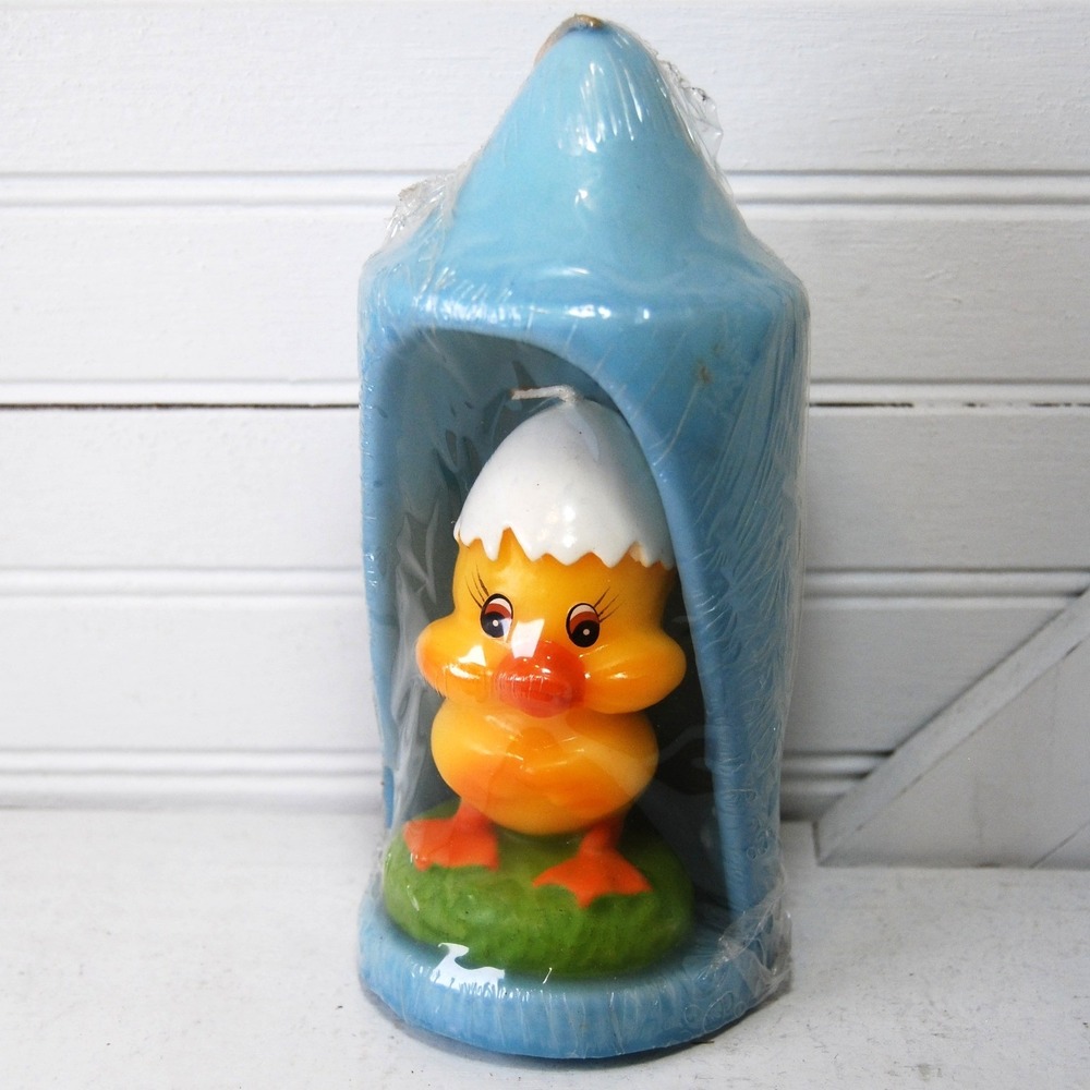 New Vintage Easter‎ Candle Baby Duck Duckling Hatching 7 inch tall Spring Decor